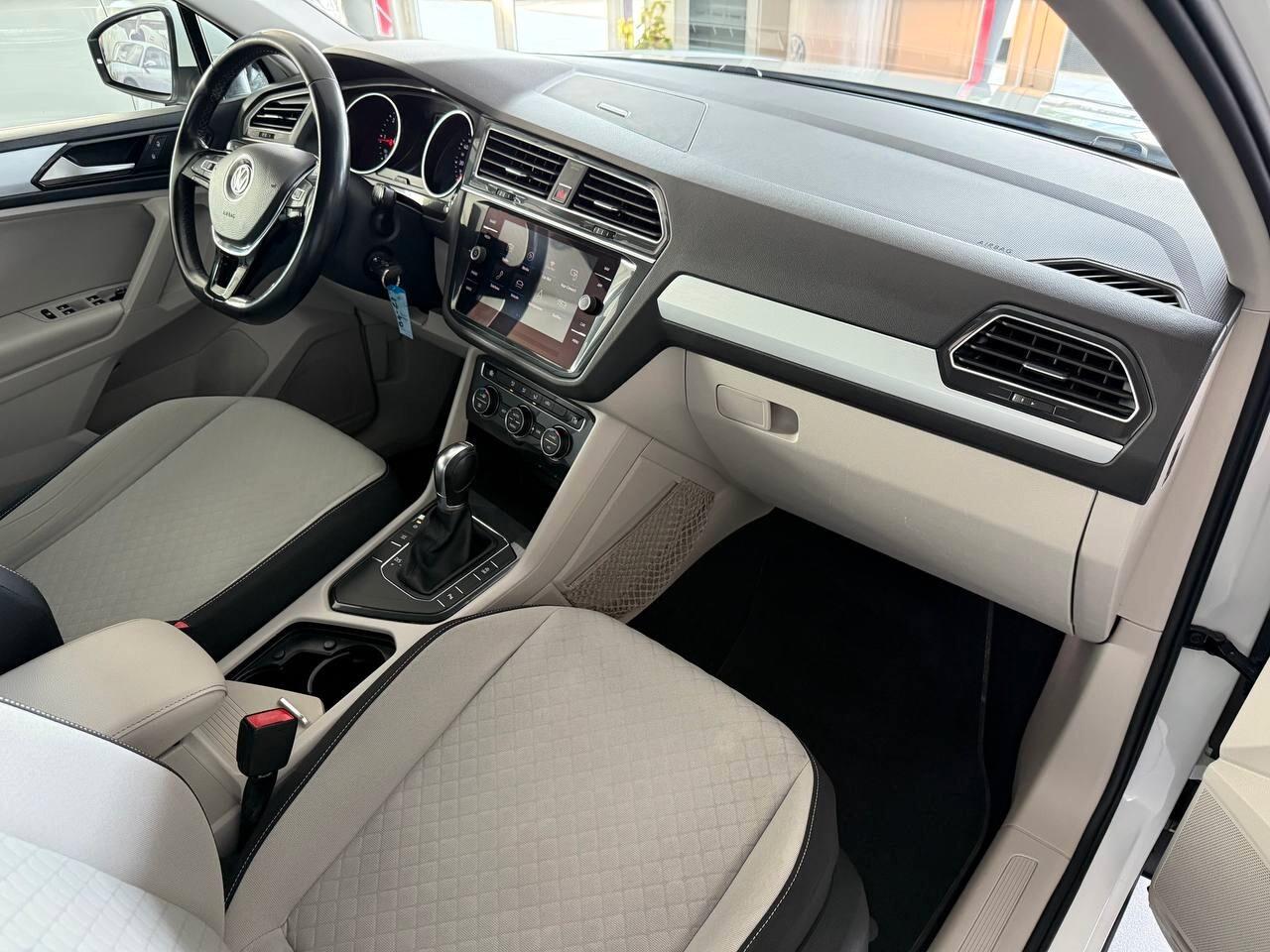 Tiguan 2.0 TDI SCR DSG Business BlueMotion Technology