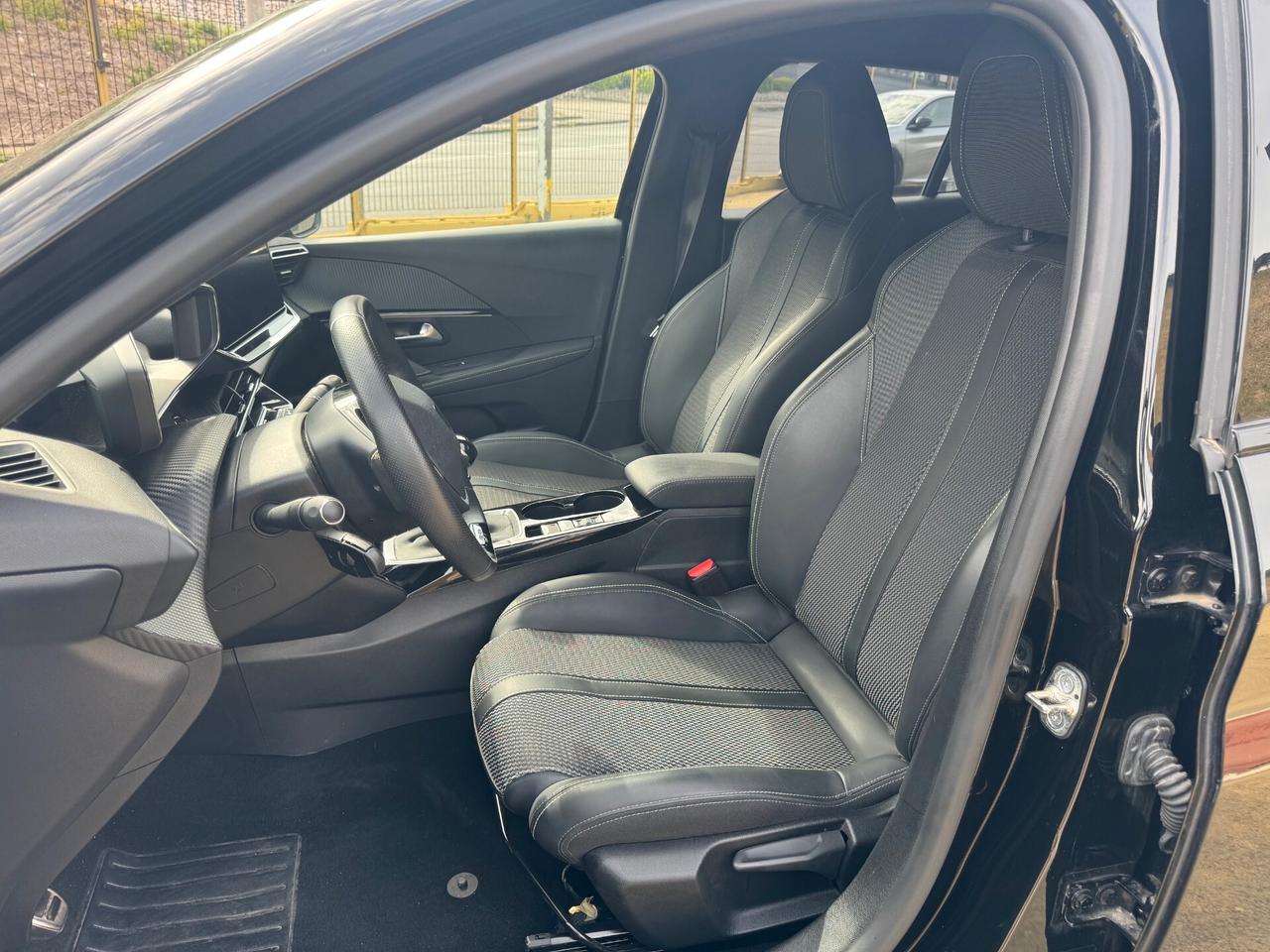 Peugeot New 208 1.2cc 100cv S&S GT