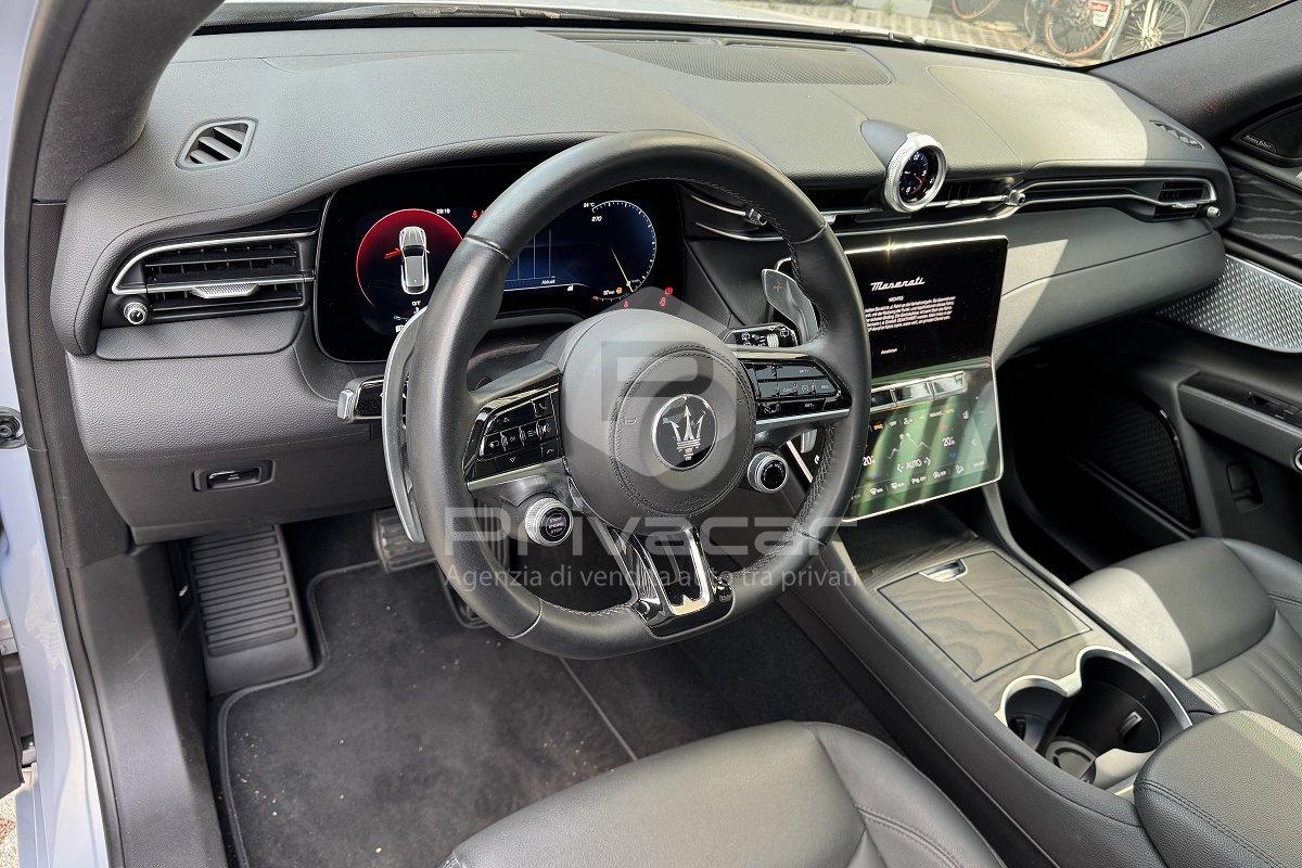MASERATI Grecale MHEV 300 CV AWD GT