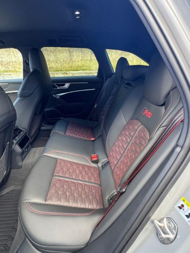 AUDI RS6 Avant 4.0 TFSI V8 quattro tiptronic Performance