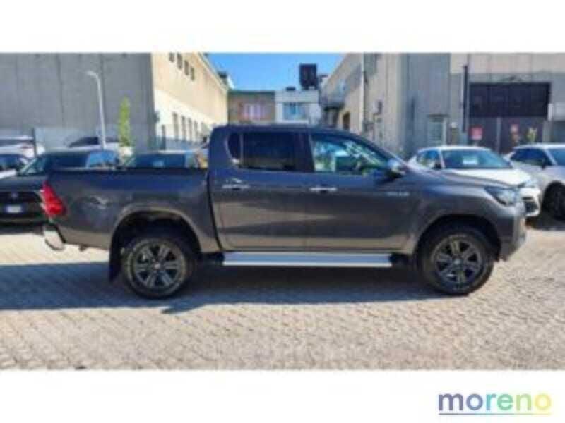Toyota Hilux 2.4 d-4d double cab Lounge 4wd Auto