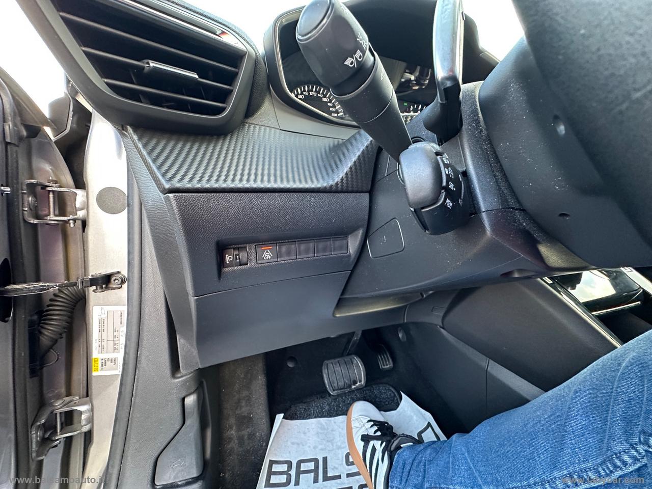 PEUGEOT 2008 BlueHDi 130 S&S EAT8 Allure Navi P.