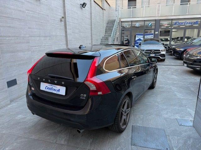 VOLVO V60 D5 Geartronic Momentum TETTO PANORAMICO
