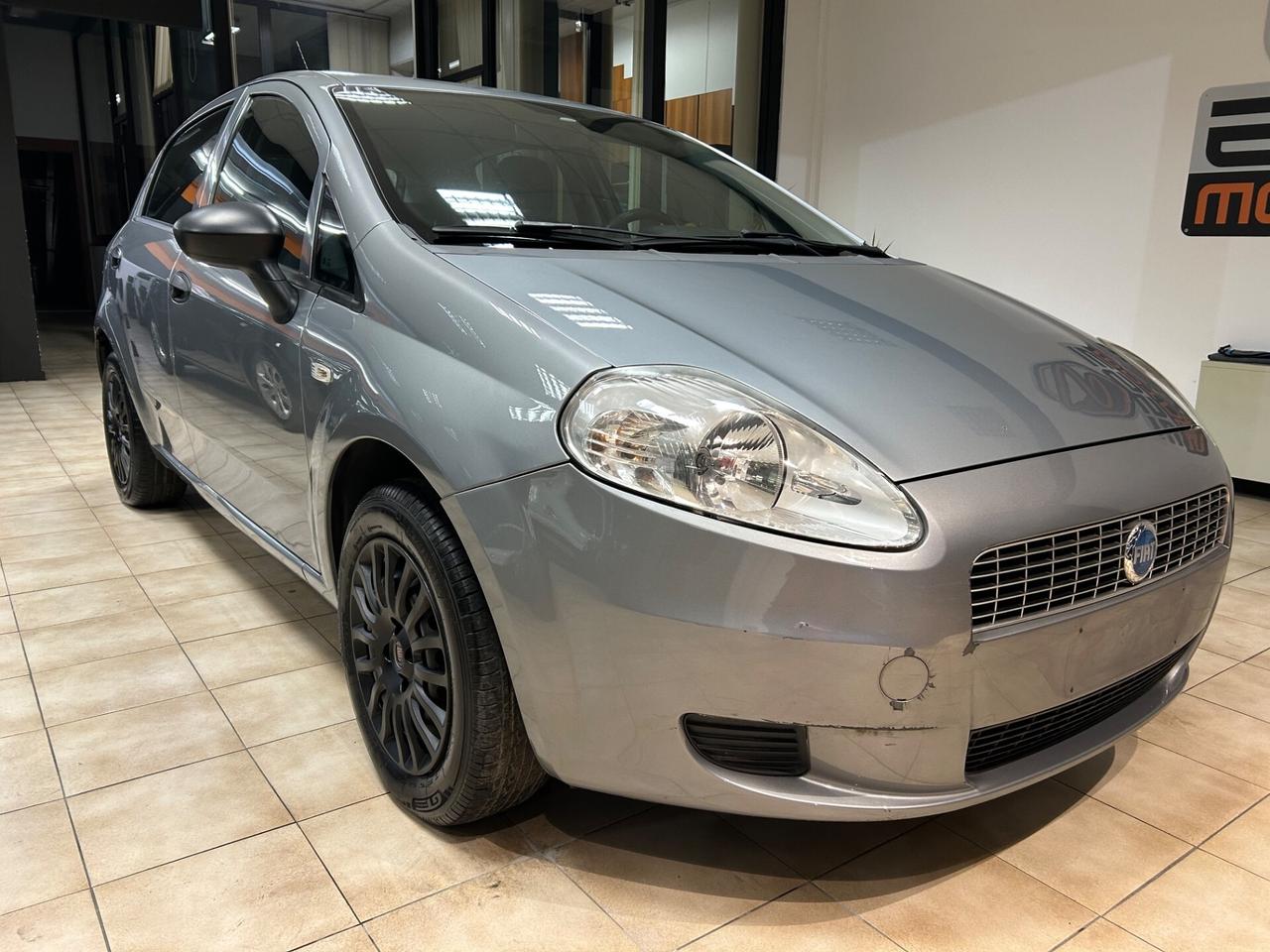 Fiat Grande Punto 1.2 69cv 137.000KM NEOPATENTATI