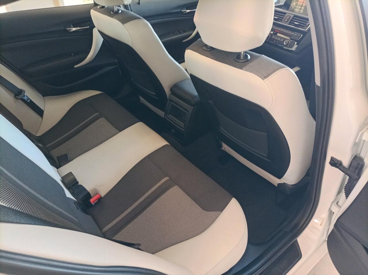 Bmw 118d CV 150 5p. Urban 01/2016
