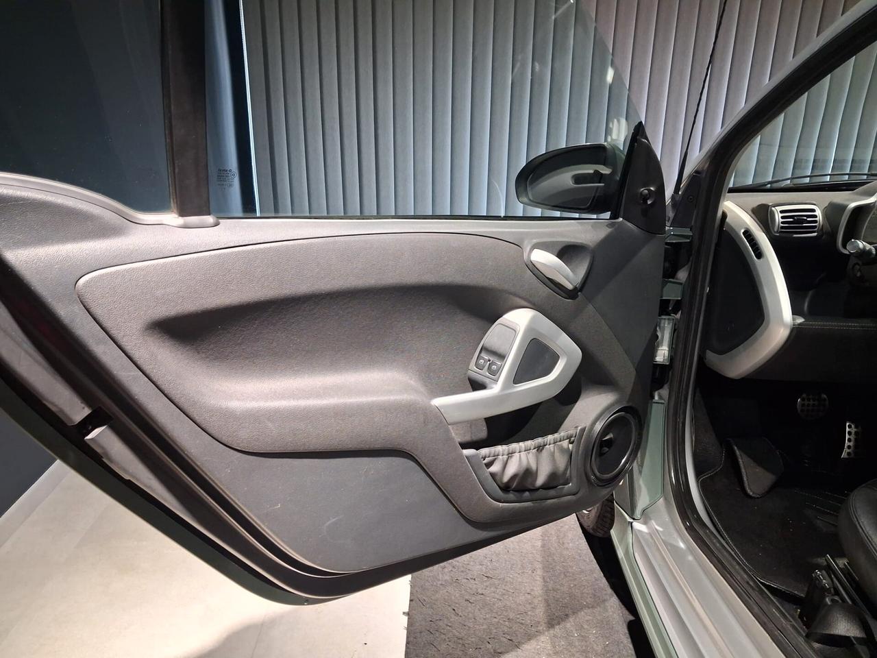 Smart ForTwo 1000 72 kW coupé BRABUS Xclusive