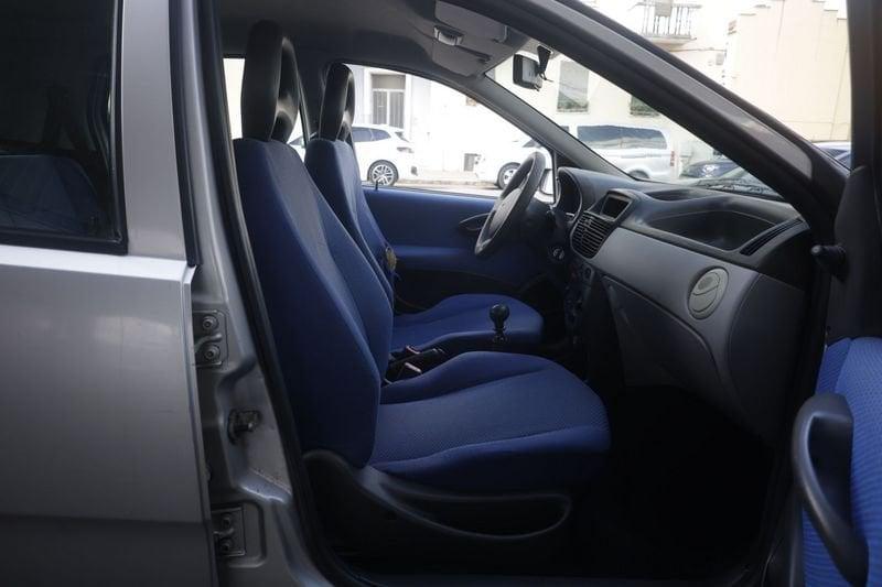 FIAT Punto FIAT Punto Punto 5p 1.2 ELX ANNO 2002