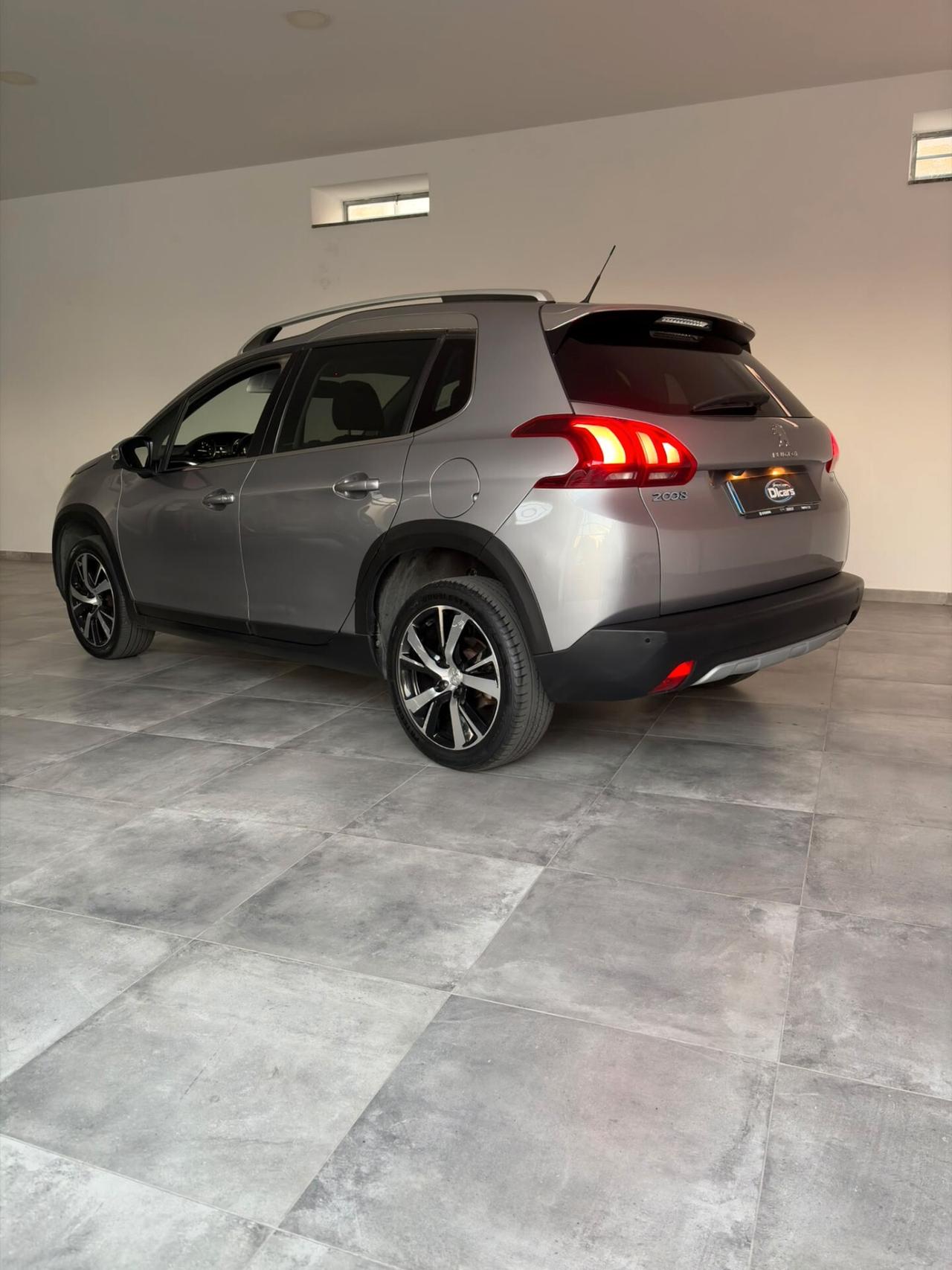 Peugeot 2008 BlueHDi 100 S&S Allure