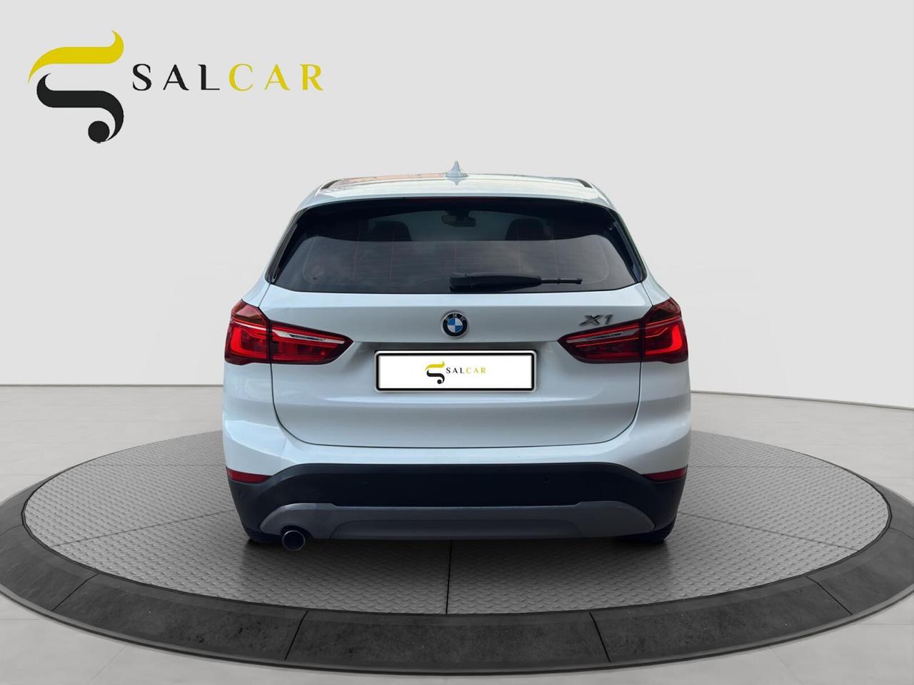 Bmw X1 x-drive18d Advantage automatica 2016