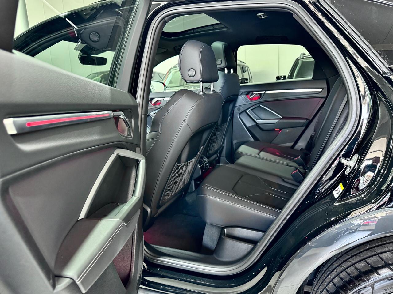 Audi Q3 40 2.0 TDI 193CV Quattro S-Line Identity Black