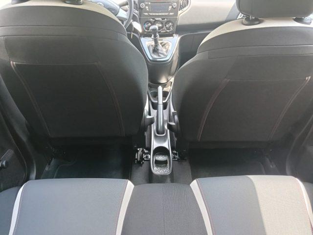 LANCIA Ypsilon 0.9 TwinAir 85 CV 5 porte Metano Ecochic Elefantin