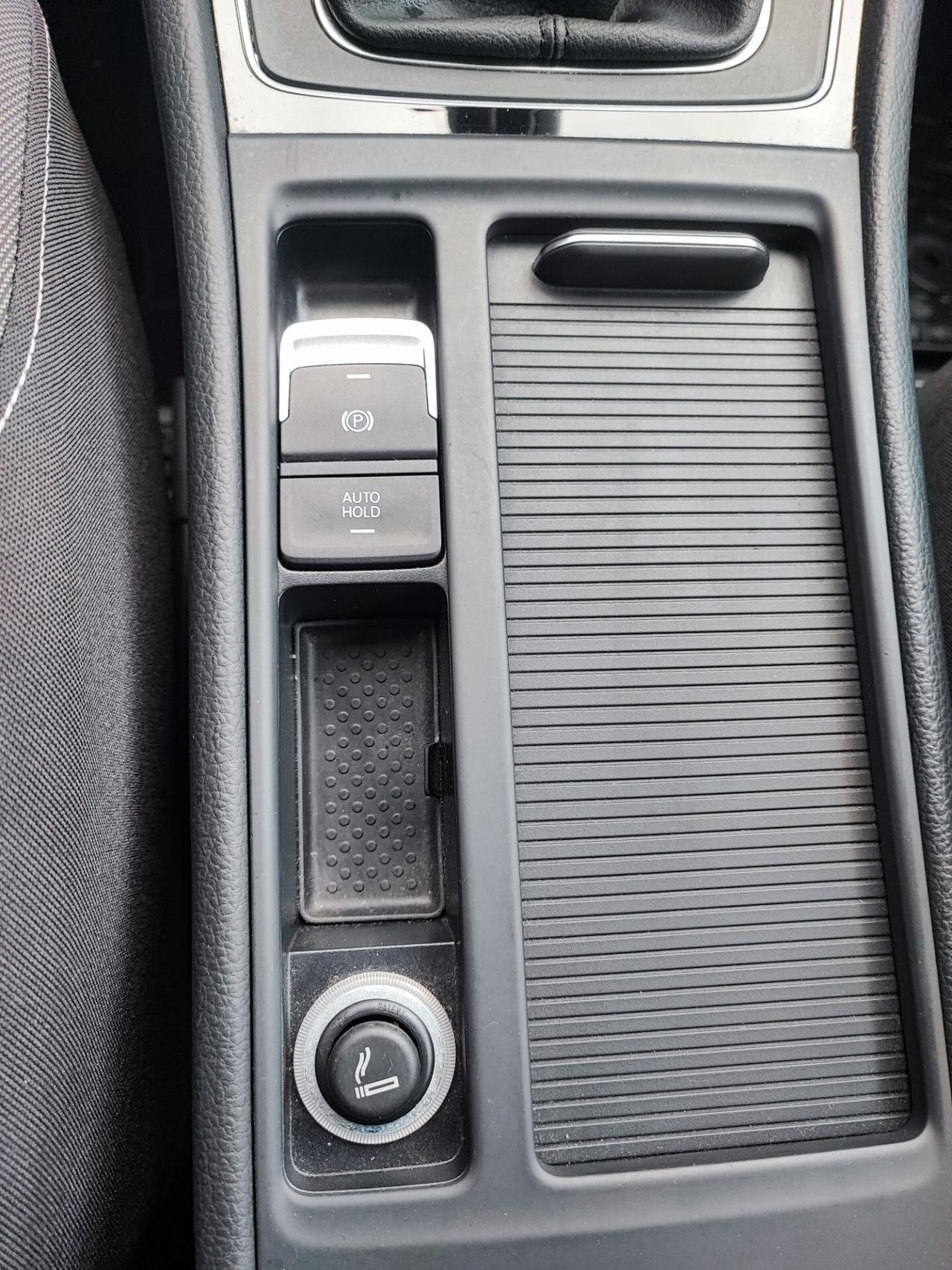 Volkswagen Golf 1.6 TDI 5p. Highline BlueMotion Technology