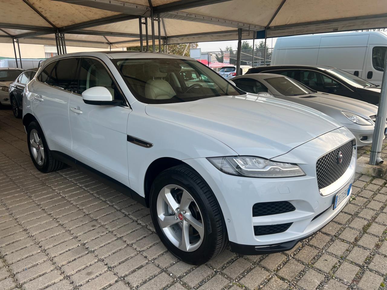 Jaguar F-Pace 2.0 300 CV AWD aut. Pure