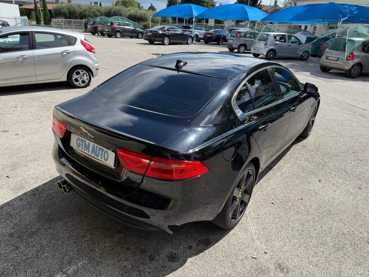 Jaguar XE 2.0 D Turbo aut. Pure