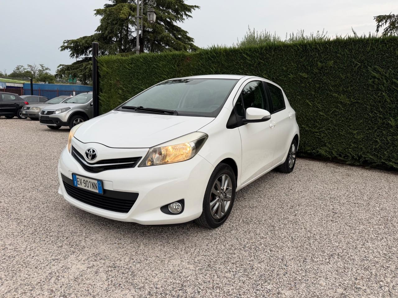 Toyota Yaris 1.0 5 porte Active