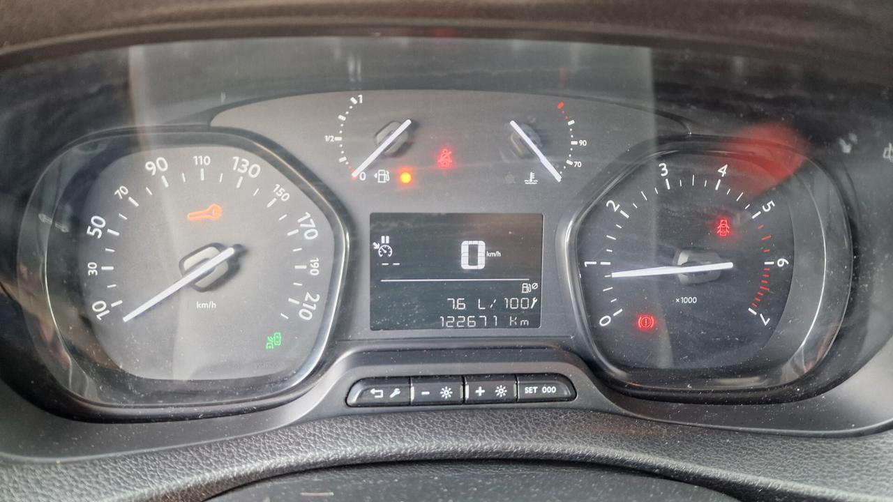 Peugeot Expert BlueHDi 120 S&S PC-TN Furgone Pro Compact