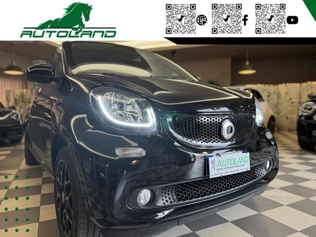 SMART ForFour 70 1.0 twinamic SuperPassionTotalBlackNeopatentati