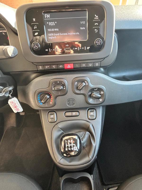 Fiat Panda 1.0 firefly hybrid s&s 70cv 5p.ti *Promo SD 2025