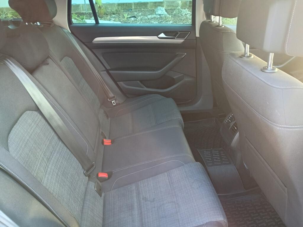 Volkswagen Passat Variant 1.6 TDI 120cv DSG Business BMT