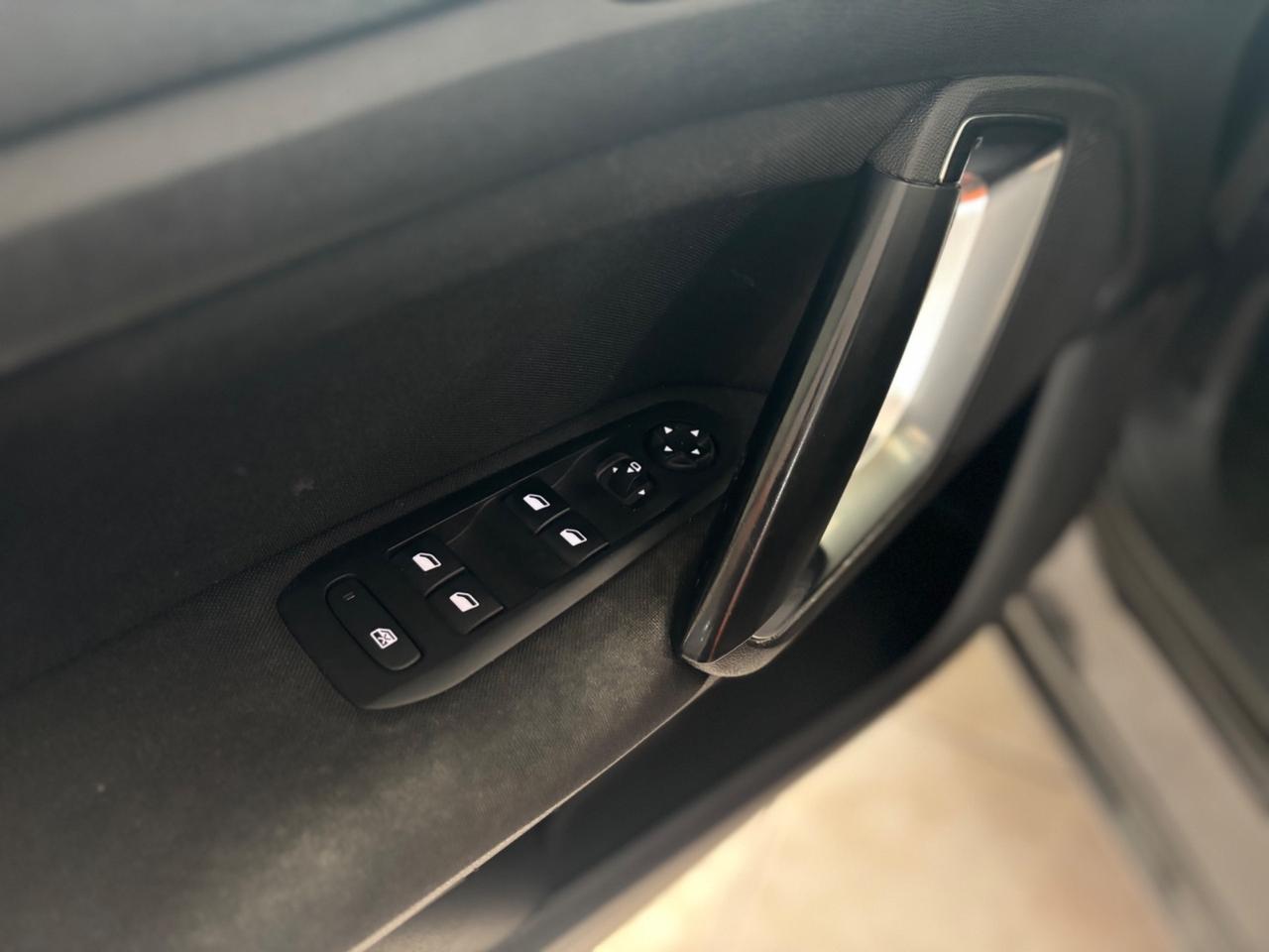 Peugeot 308 BlueHDi 1.6 120 SW Allure cambio automatico permute finanziamenti