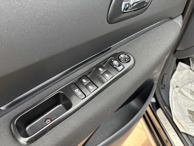 PEUGEOT 3008 2.0 HDi 150CV Tecno