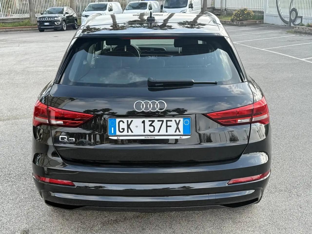 Audi Q3 SPB 35 TDI S tronic Business Plus