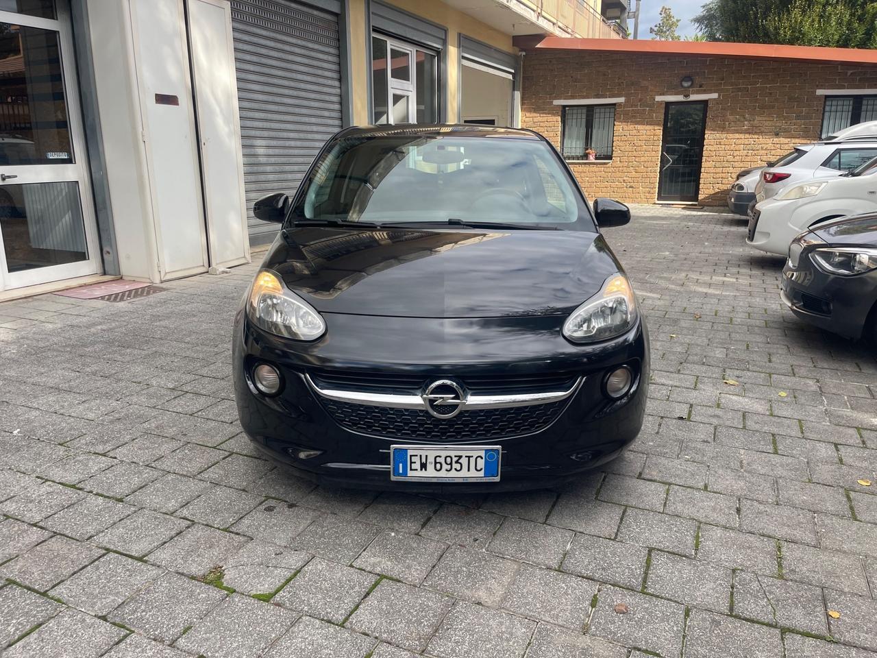 Opel Adam 1.2 70 CV