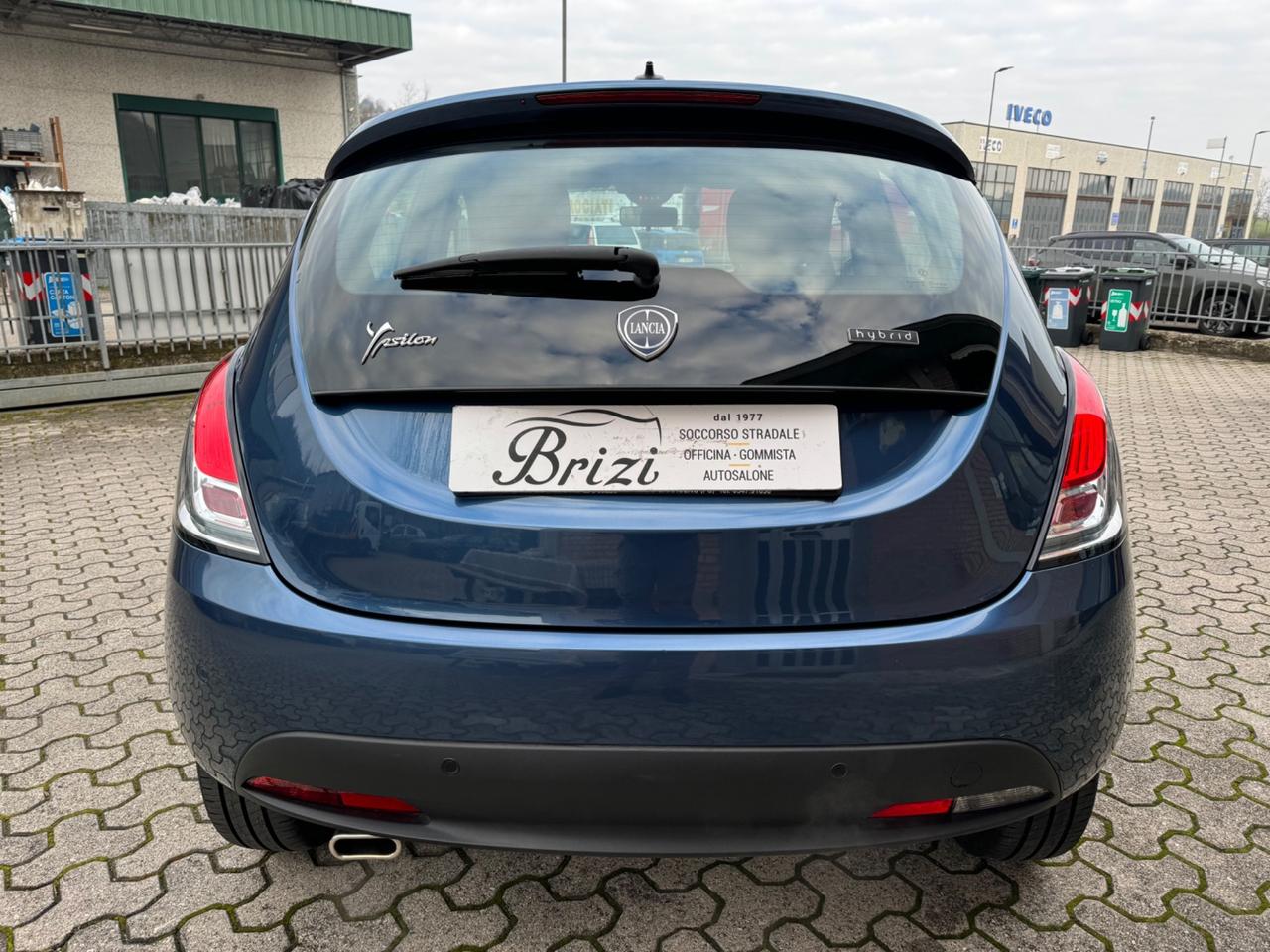 Lancia Ypsilon 1.0 FireFly 5 porte S&S Hybryd Gold