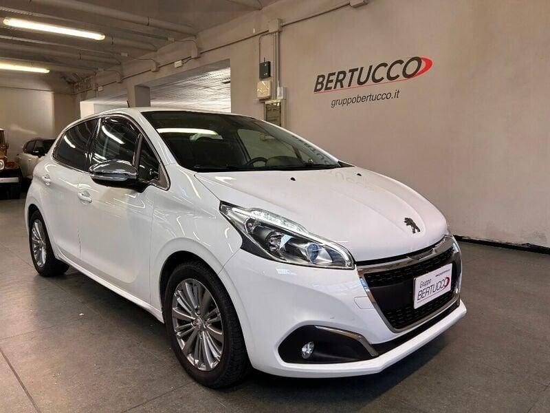 Peugeot 208 PureTech 82 5 porte Allure