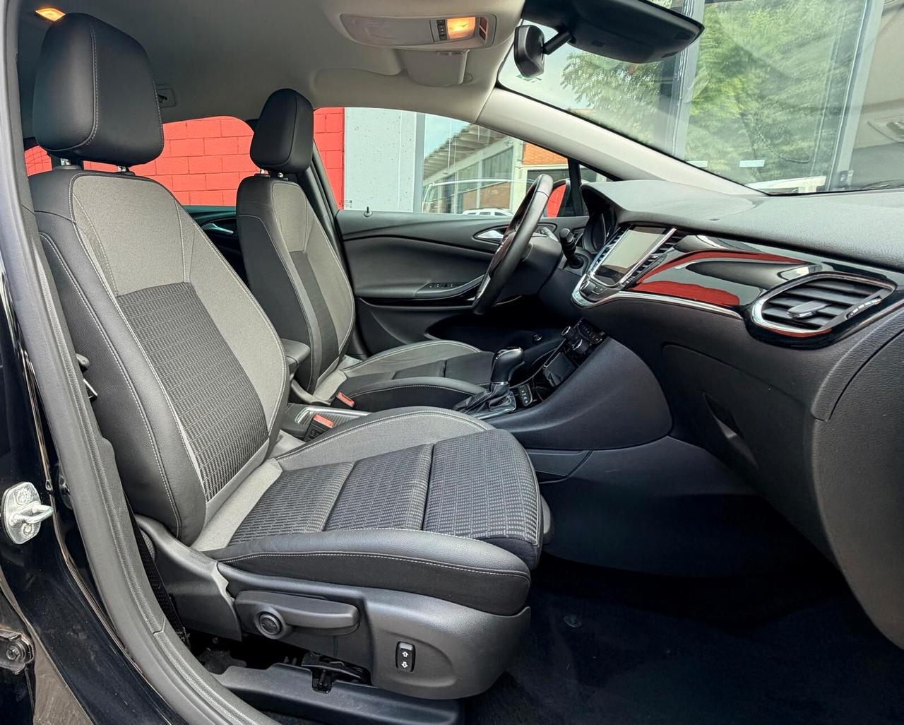 Opel Astra 1.5 CDTI 122 CV S&S AT9 Sports Tourer Ultimate