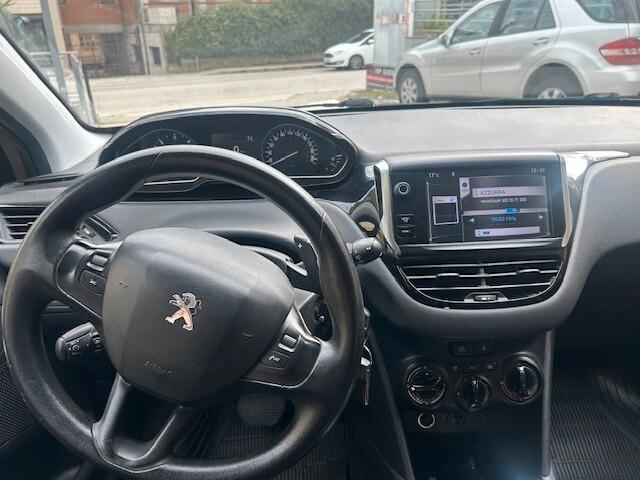Peugeot 208 1.4 e-HDi 68 CV S&S robotizzato 5 porte Active