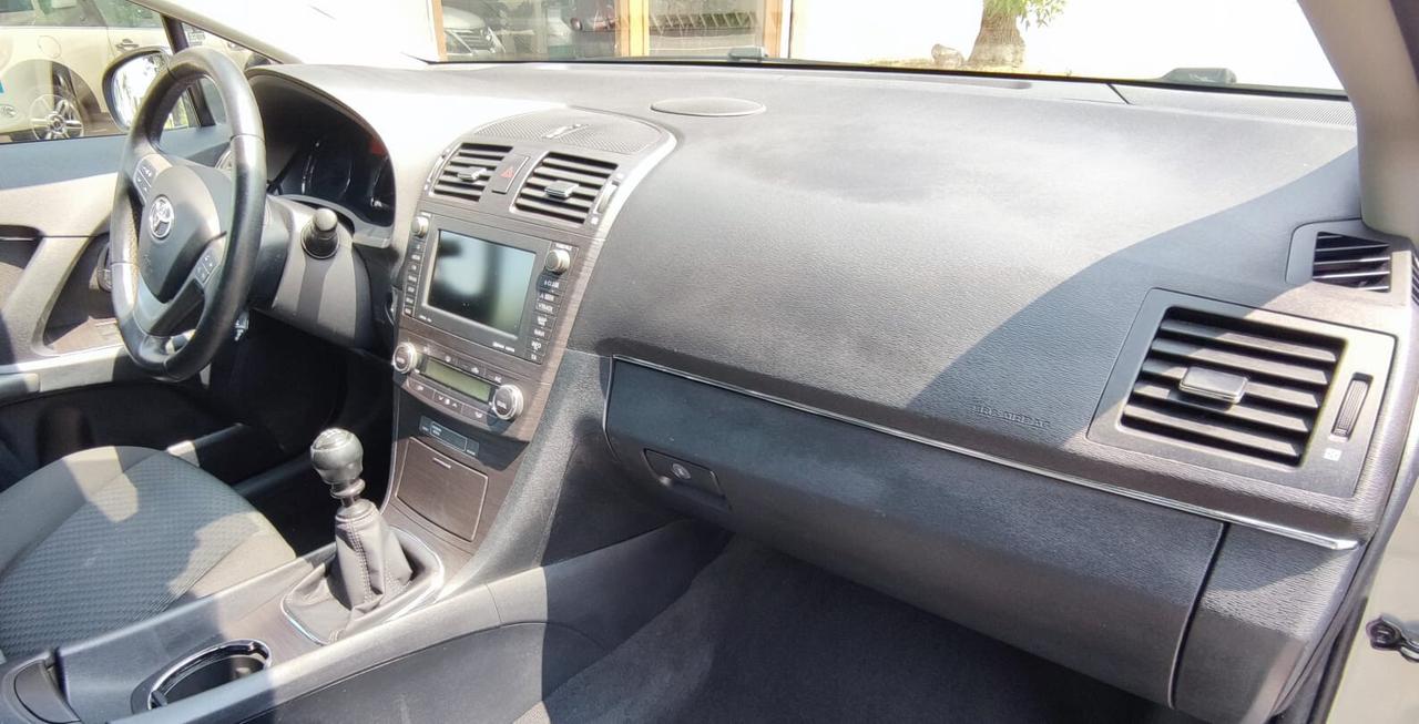 Toyota Avensis 2.2 D-4D Executive