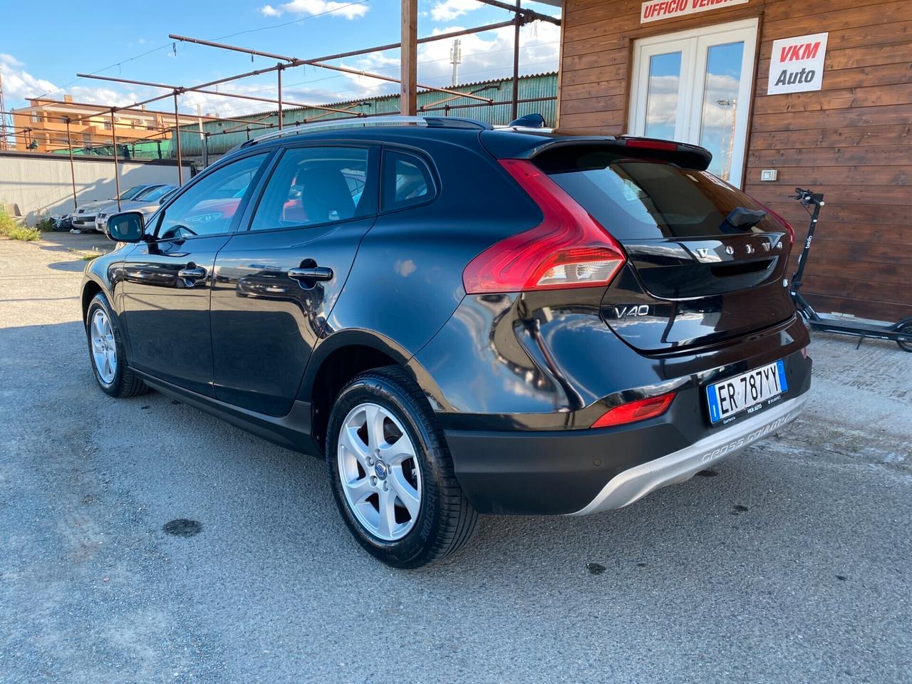 VOLVO V40 Cross Country D2 1.6 115cv GARANTITA