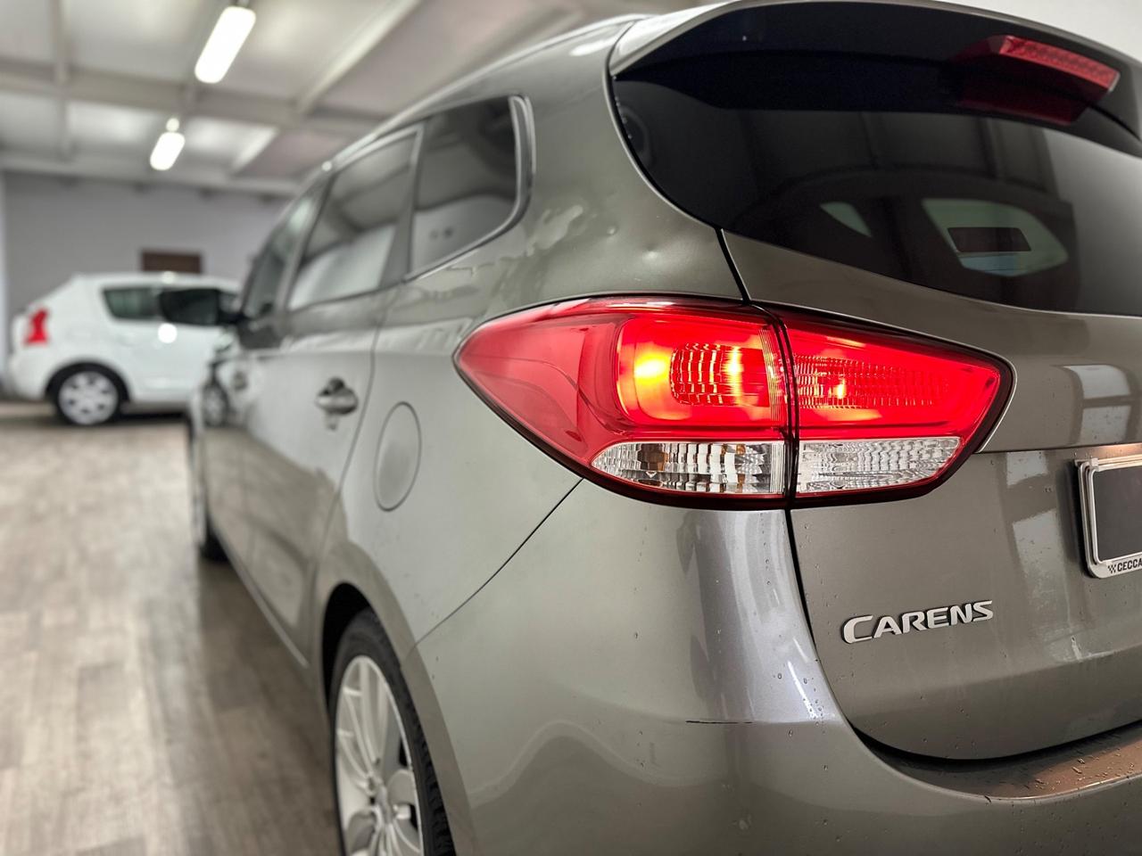 Kia Carens 1.7 CRDi 141 CV DCT Platinum