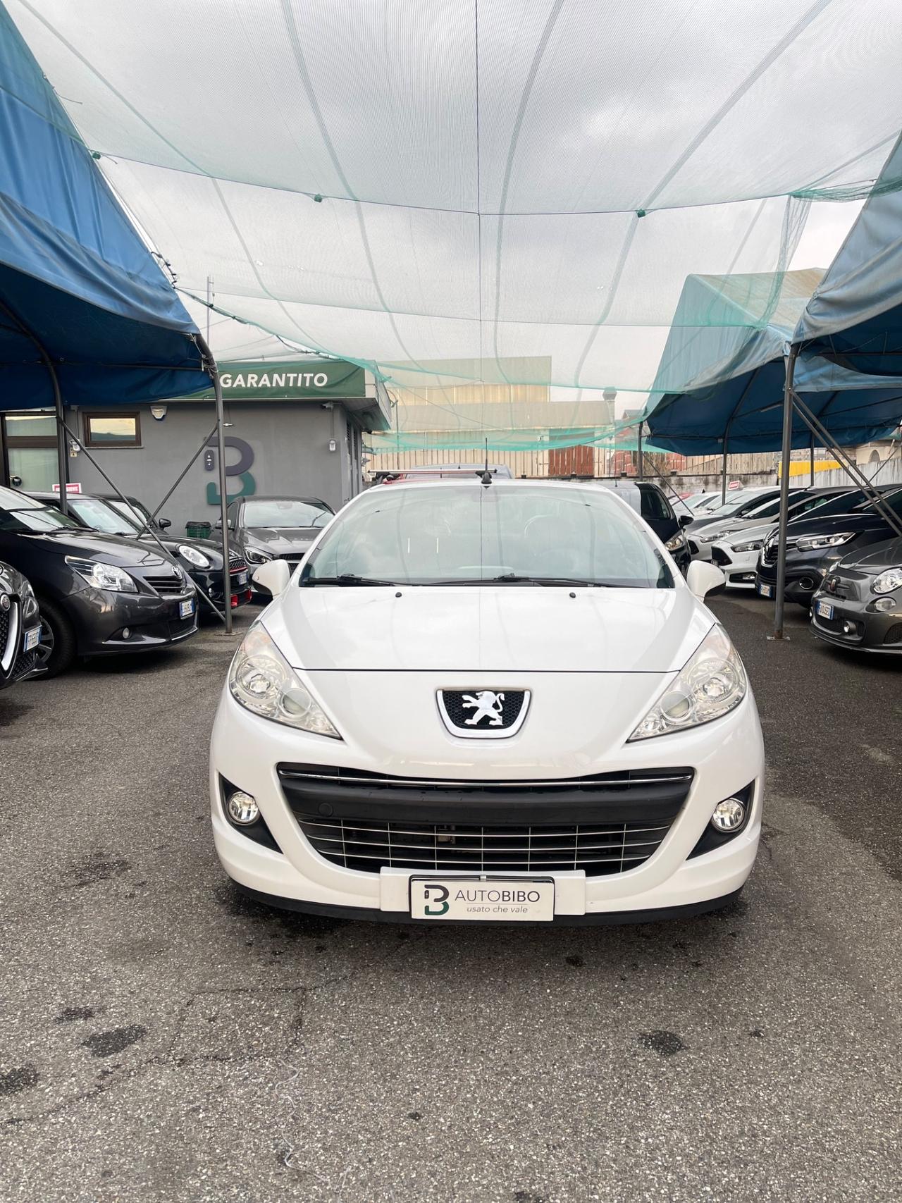 Peugeot 207 1.6 VTi 120CV CC Féline