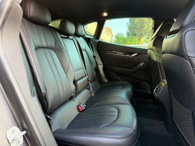 MASERATI Levante V6 Diesel 275 CV AWD Gransport