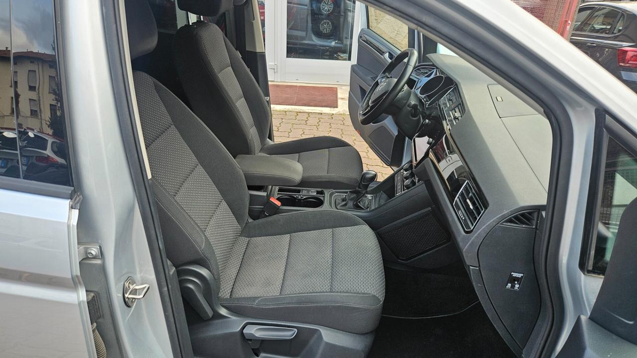 Volkswagen Touran 2.0 tdi 115cv dsg 7 POSTI-ACC-NAVY-CARPLAY