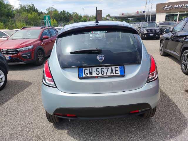 LANCIA Ypsilon 1.0 firefly hybrid Oro s&s 70cv