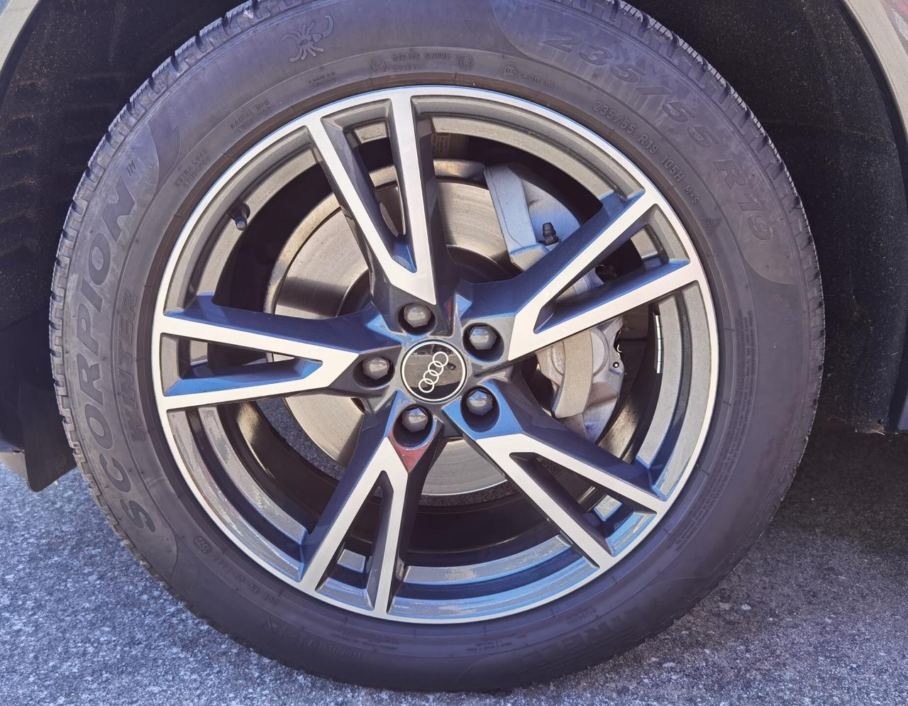 Audi Q5 40 TDI Quattro S-Tronic S-Line