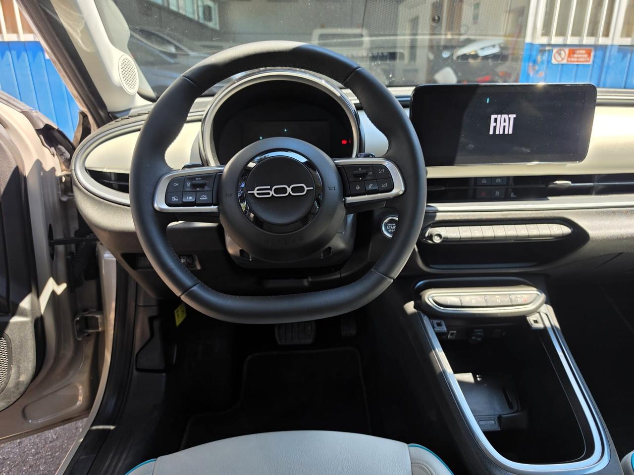 Fiat 600 Hybrid 110 CV DCT MHEV La Prima rate da 99,00