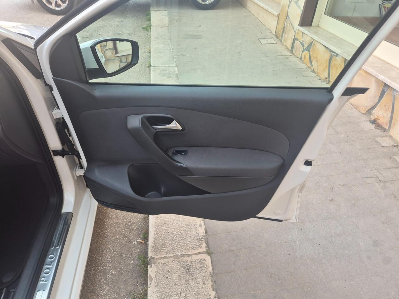 VW POLO 1.2 DIESEL TETTO APRIBILE NAVIGATORE KM CERT