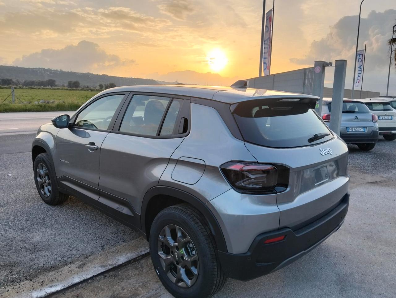 Jeep Avenger 1.2 Turbo 100 CV MHEV Longitude