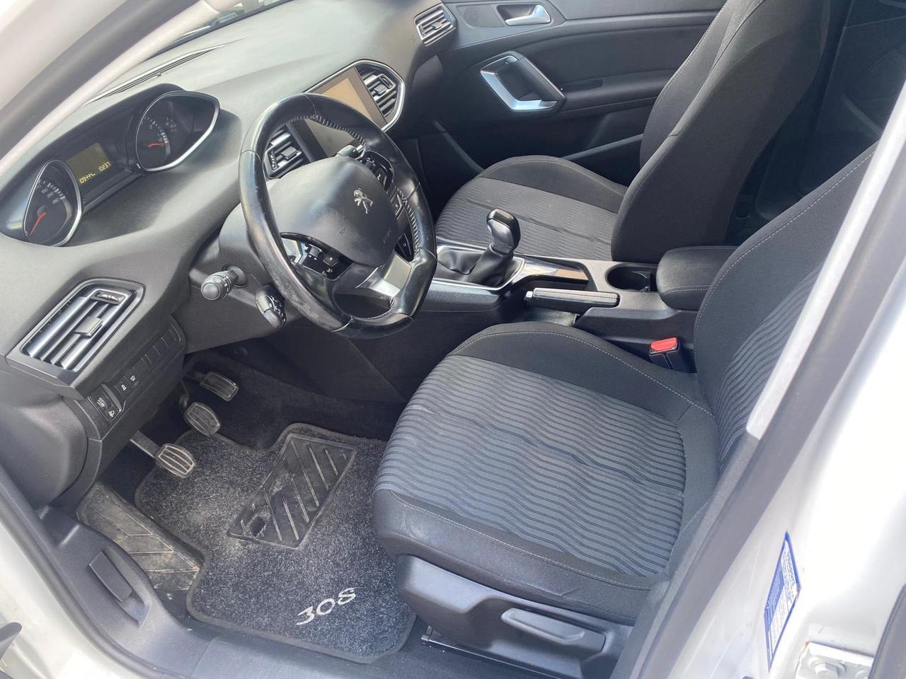 Peugeot 308 PureTech Turbo 110 S&S Access