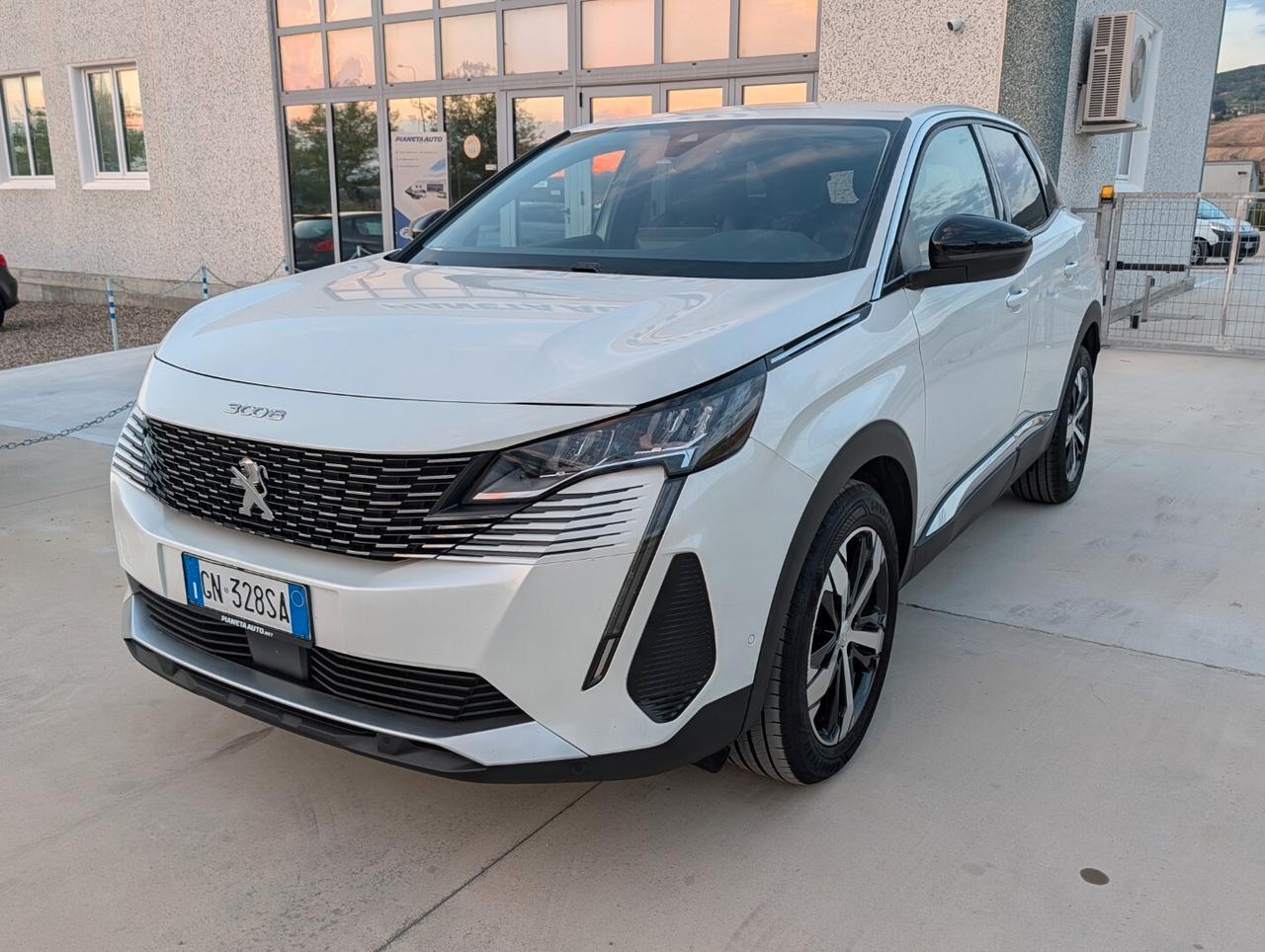 Peugeot 3008 BlueHDi 130 S&S EAT8 '23
