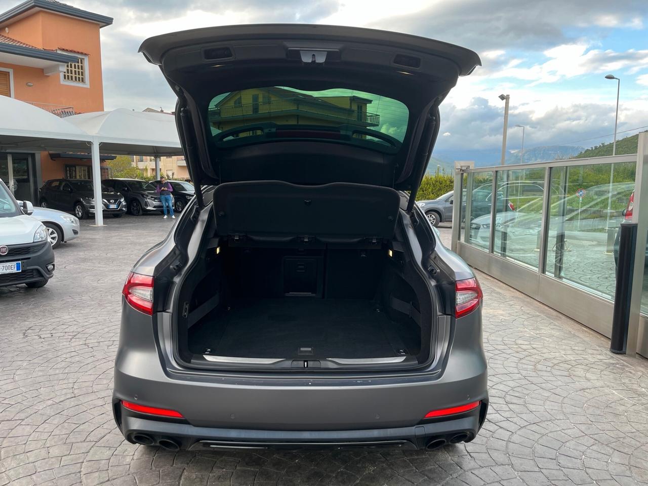 Maserati Levante 3.0 V6 DS 250cv GranSport Q4 auto Grigio Lava Opaco