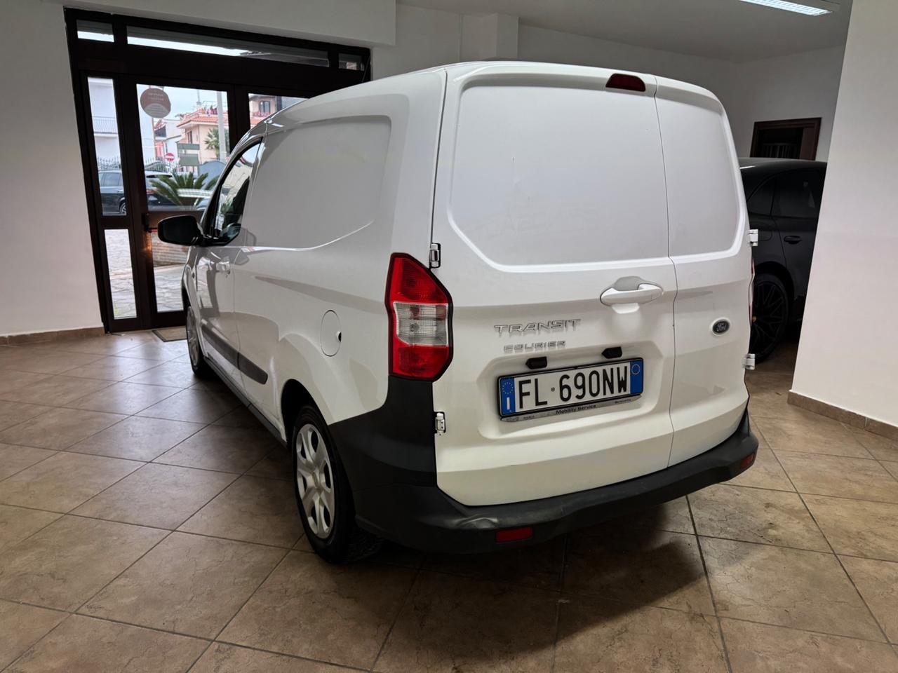 Ford Transit Courier 1.5 TDCi 95CV Van Trend