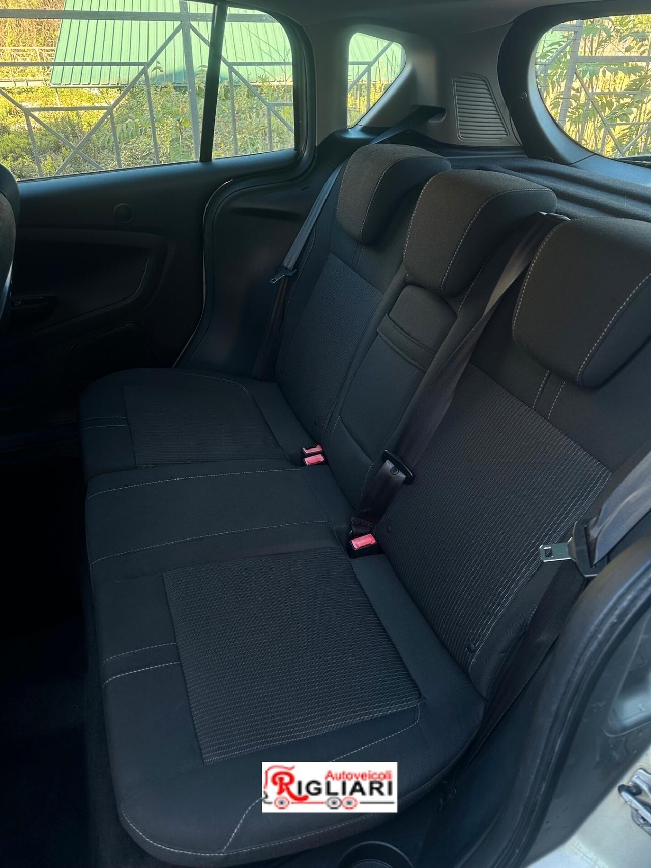 Ford B-Max 1.6 TDCi 95 CV Individual