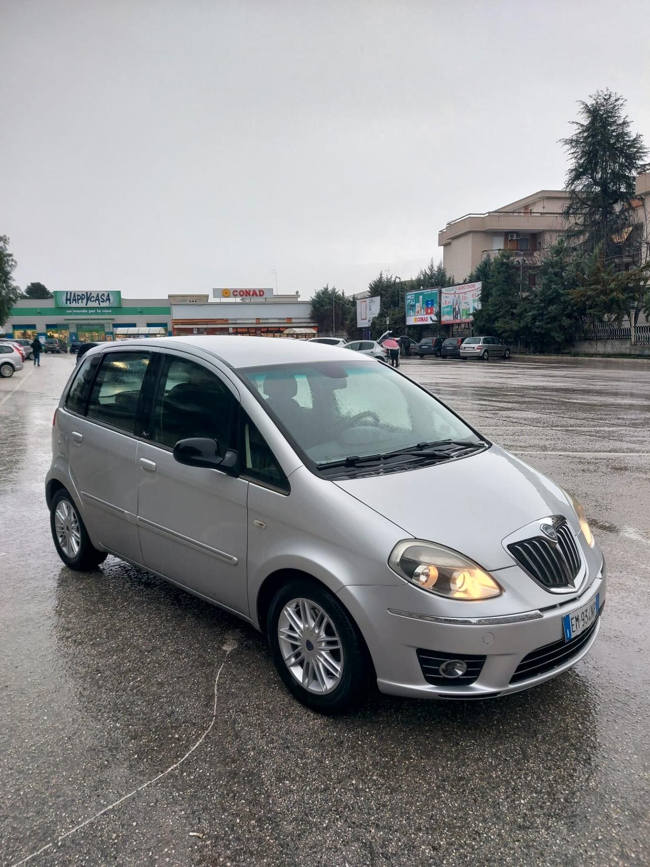 Lancia MUSA 1.3 Mjt 95 CV 5th Avenue 2012