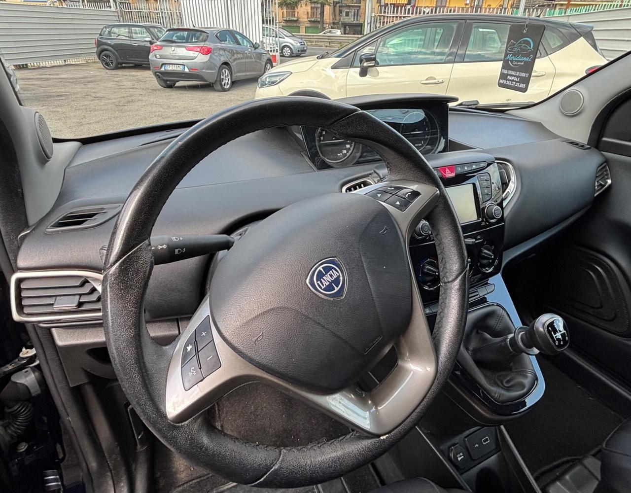 Lancia Ypsilon 0.9 TwinAir 5 porte Metano Ecochic Gold