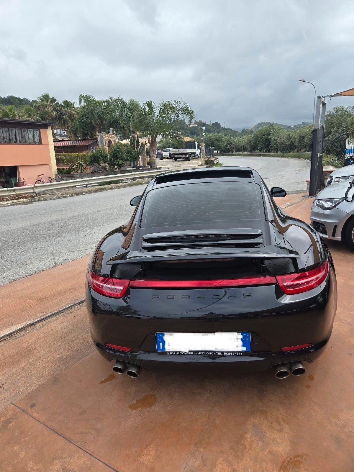 Porsche 911 3.8 Carrera 4S Coupé